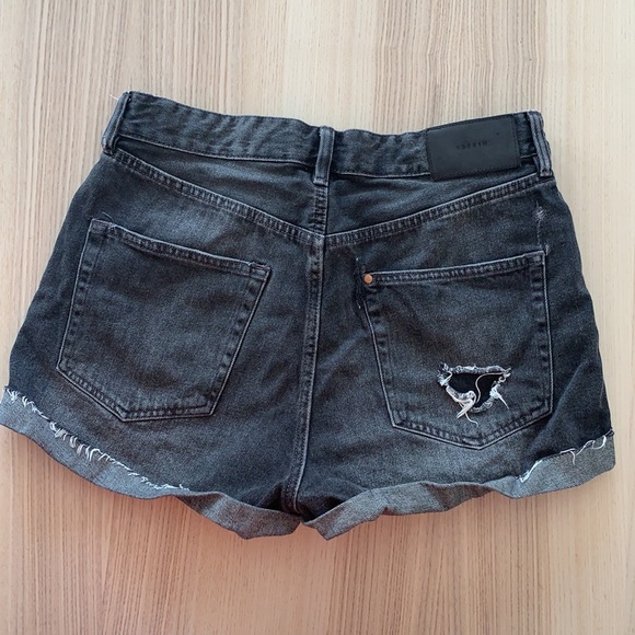 H&M Denim faded black jean shorts - Picture 2 of 7